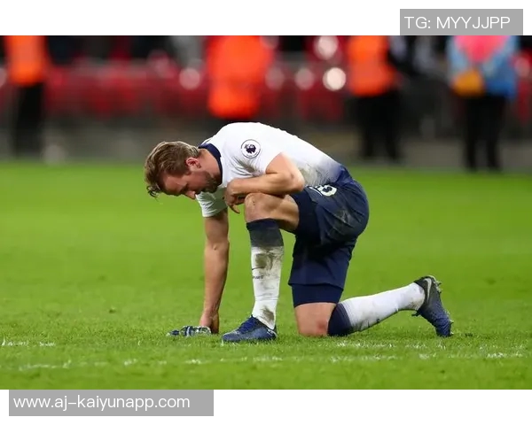 天空报道凯恩脚踝受伤能否参加与威尔士热身赛仍存疑虑